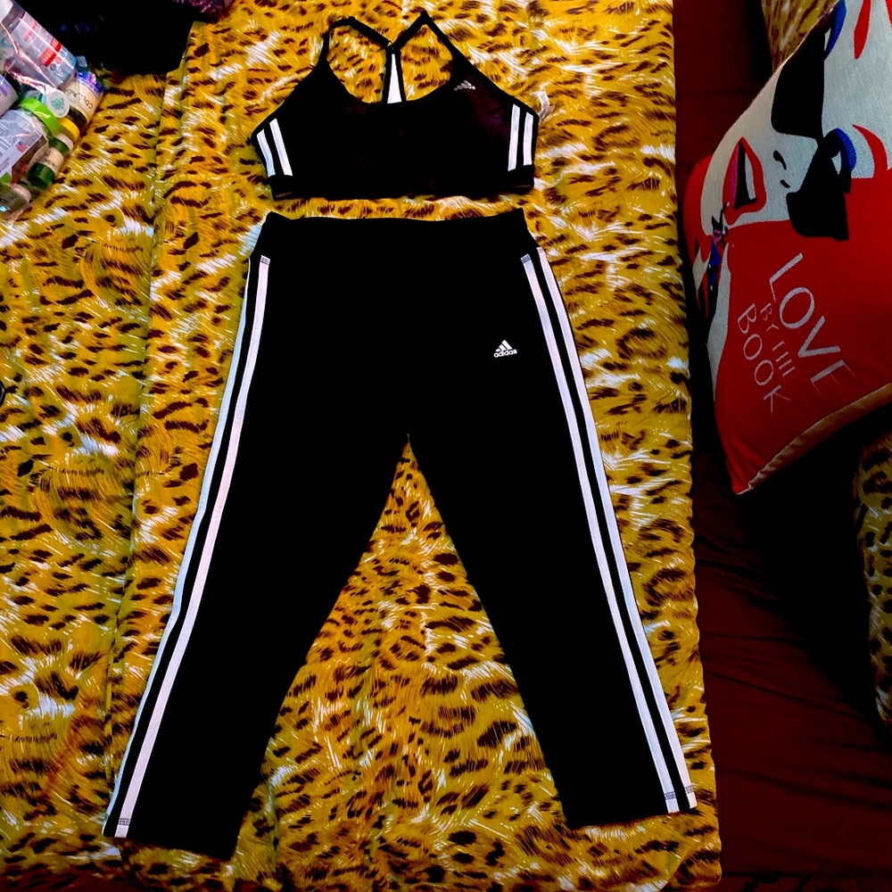 Adidas one set sports bra & cropped tights